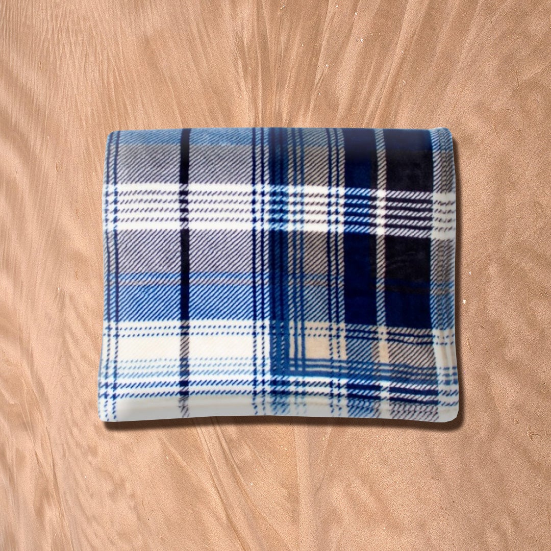 Classic Plaid Throw Blanket - Image 5